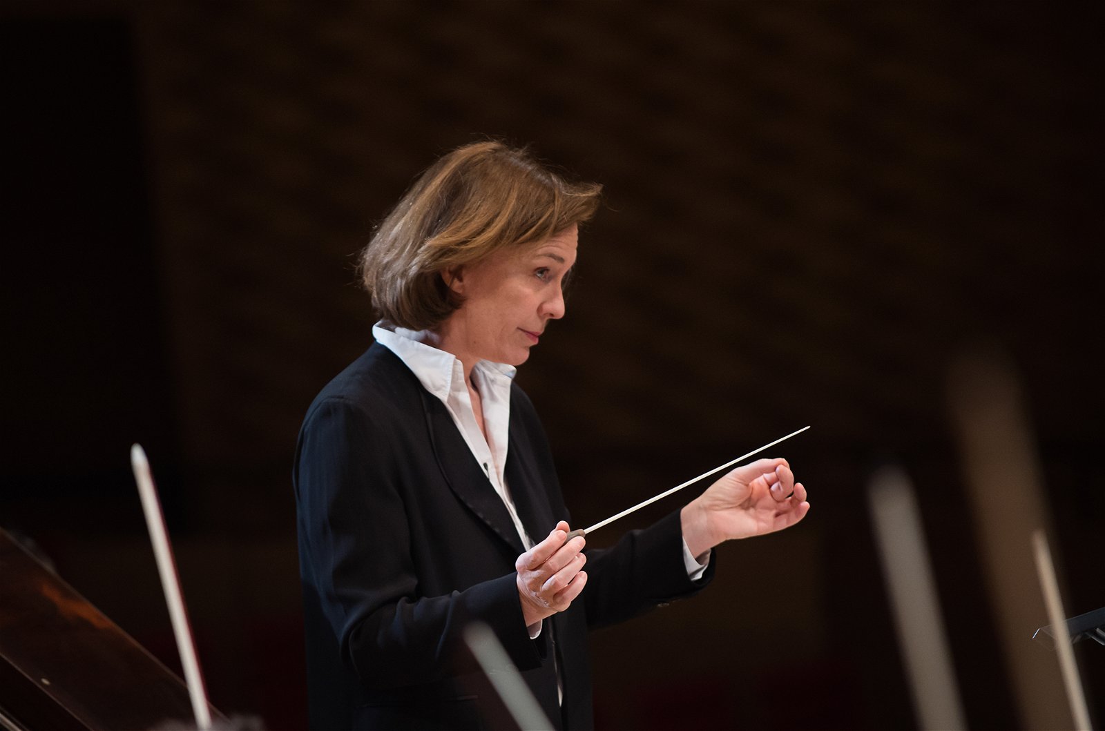 Laurence Equilbey: Orchestre Philharmonique du Luxembourg